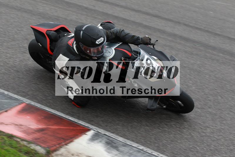 /Archiv-2022/68 13.10.2022 Speer Racing ADR/Freies Fahren rot und gelb/9